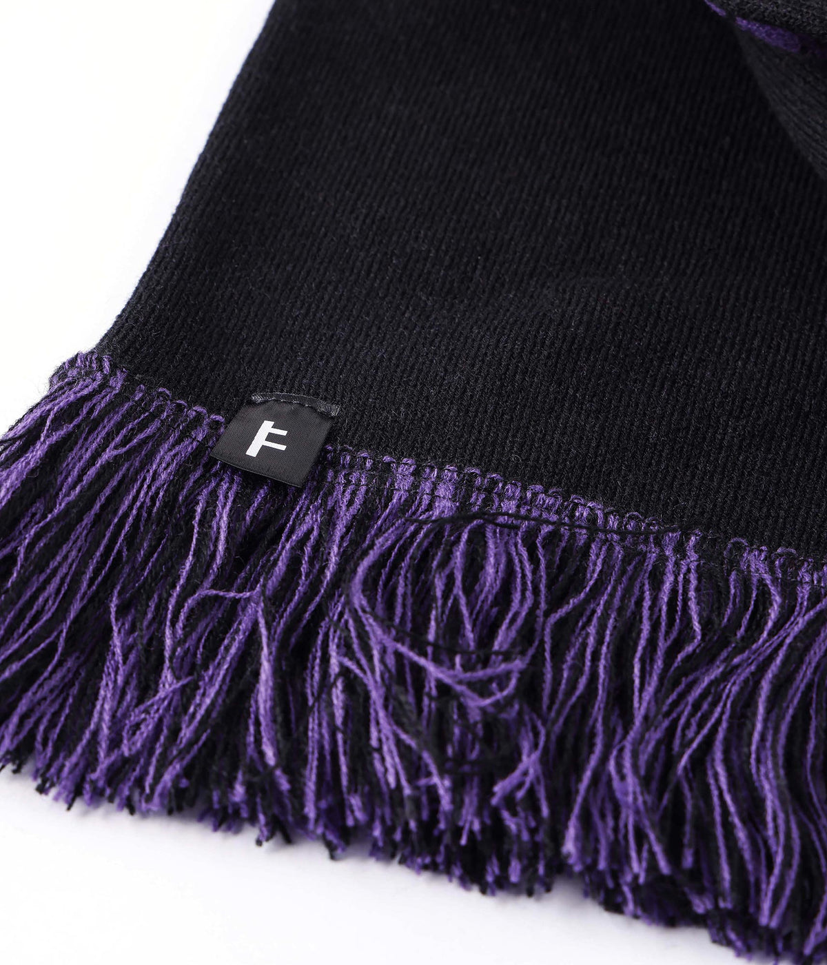 FORMER / ILLUSION SCARF // BLACK