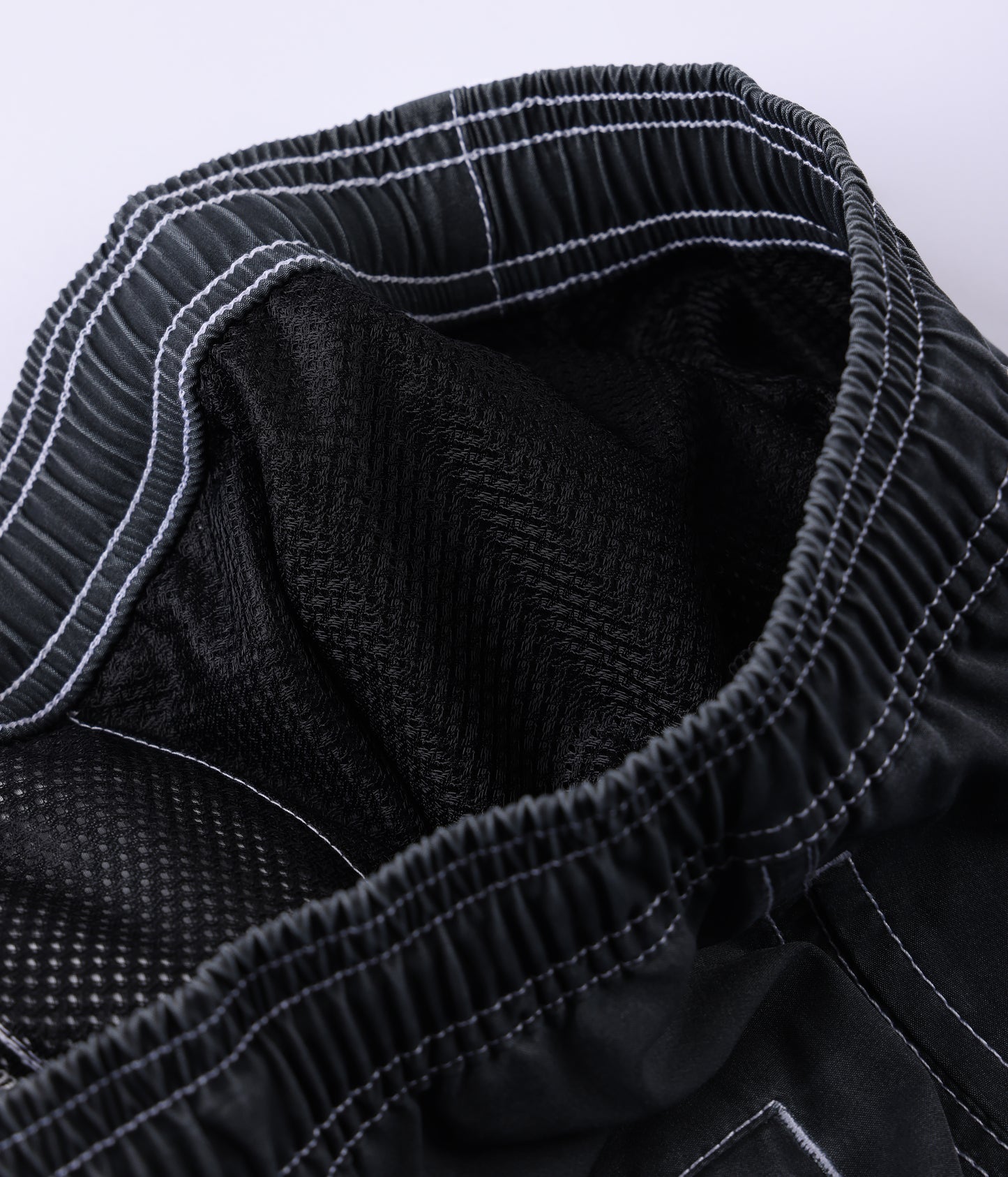 SYSTEM 21” SWIM TRUNK // BLACK