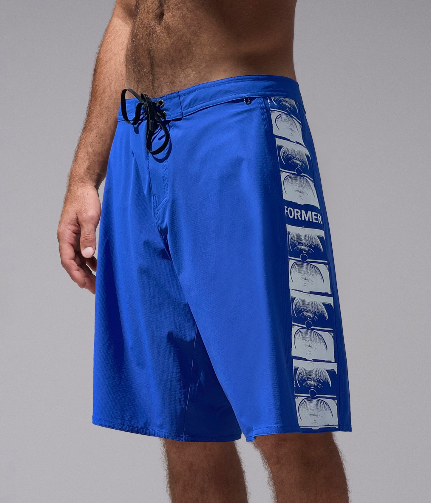 CRUXED 20" TRUNK // BLUE