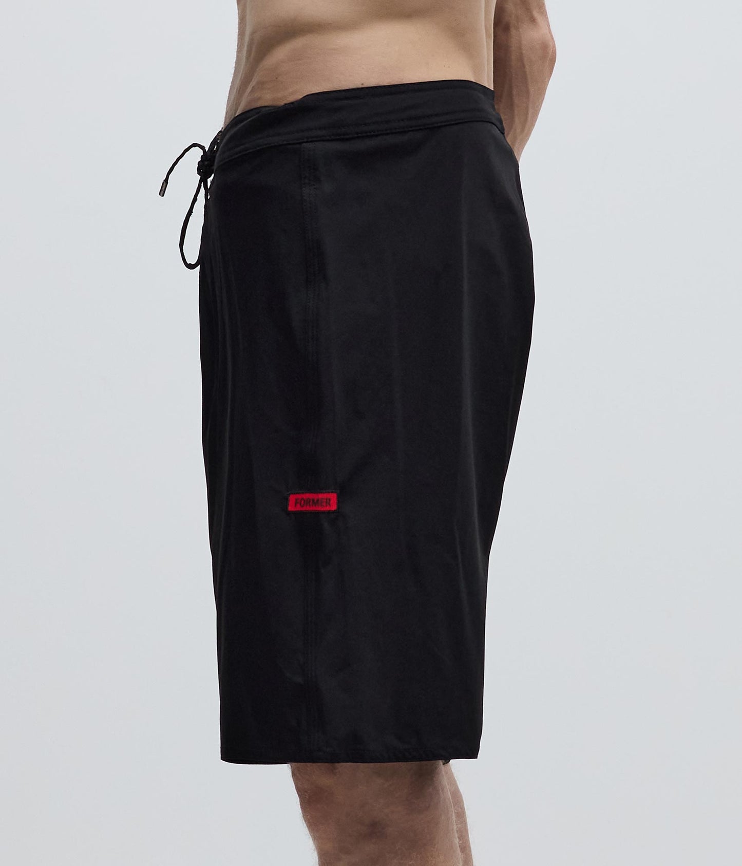 CRUX 20" TRUNK // BLACK