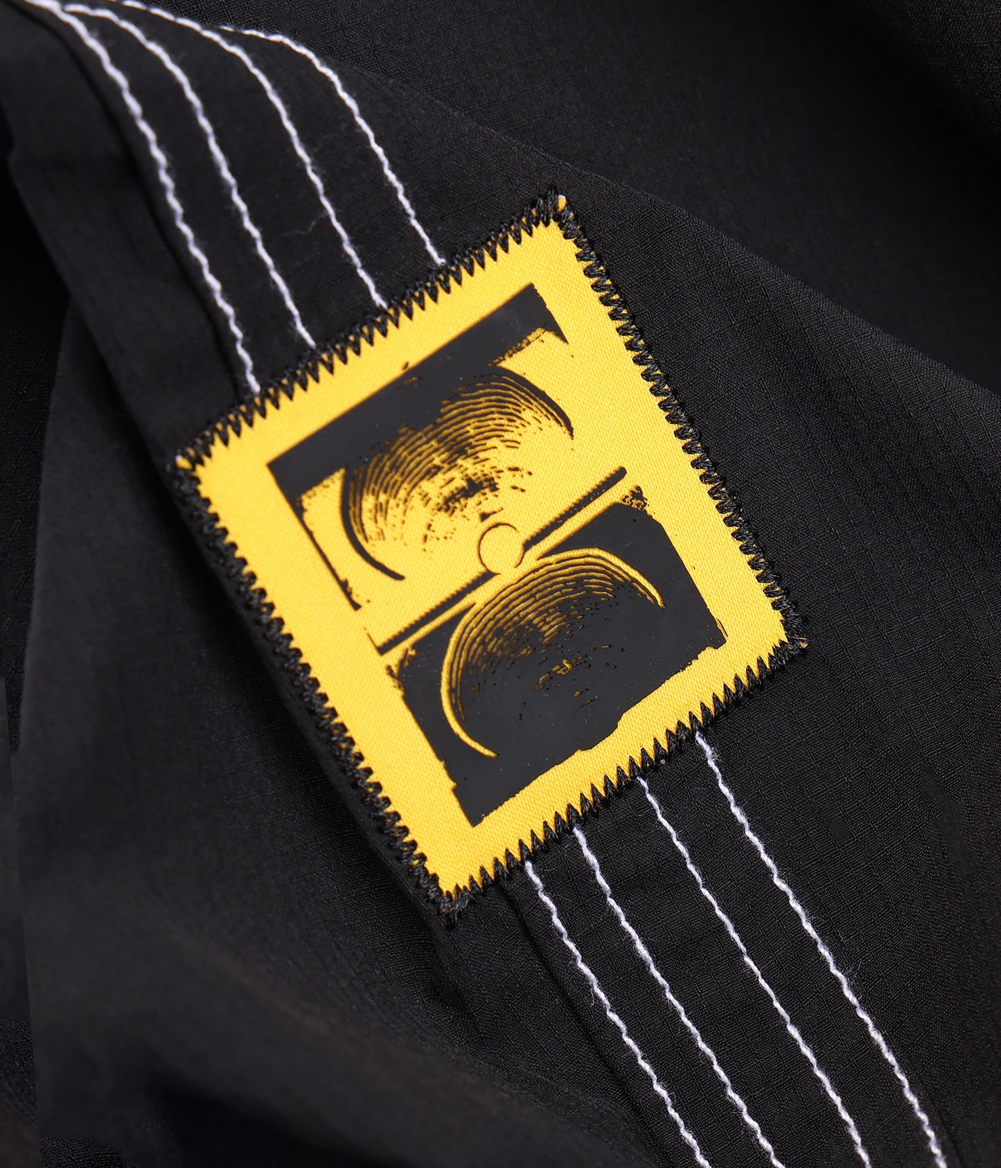 REYNOLDS 19" TRUNK // BLACK