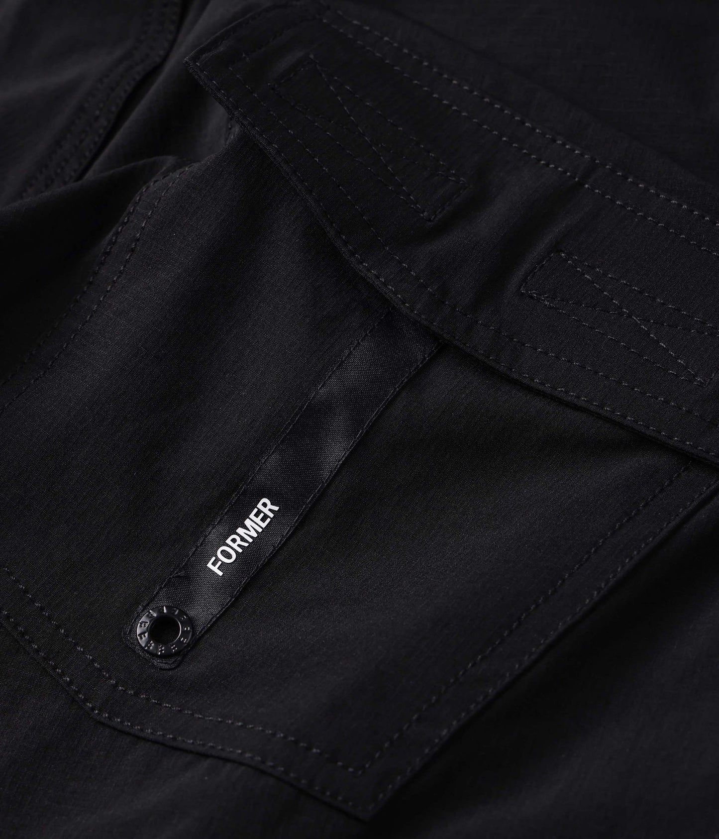 TEAM CRUX 20" TRUNK // BLACK