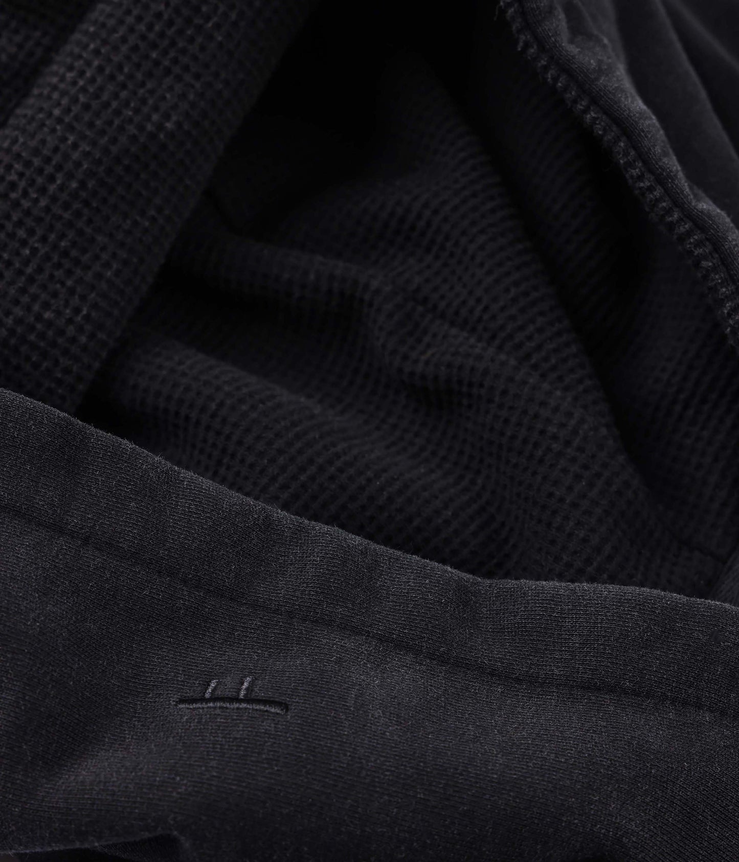 VITAL ZIP HOOD // ACID BLACK