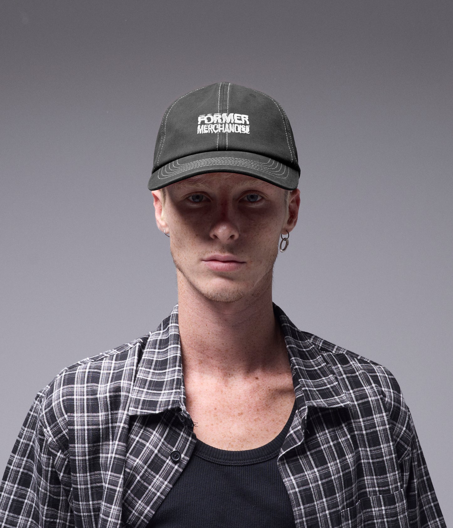 SKEWED 6-PANEL CAP // BLACK