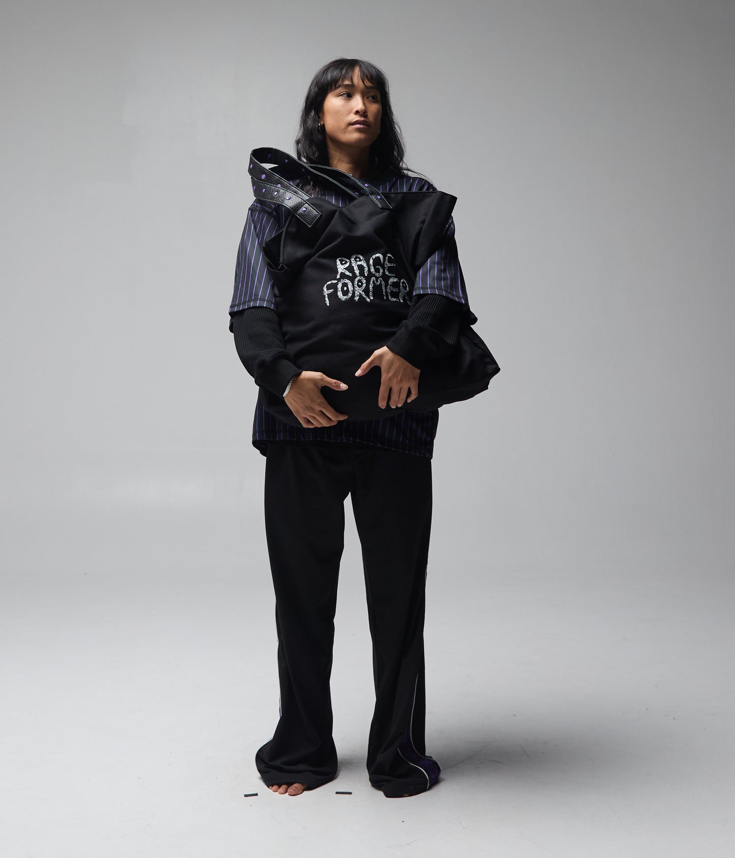 FORMER RAGE TOTE BAG // BLACK