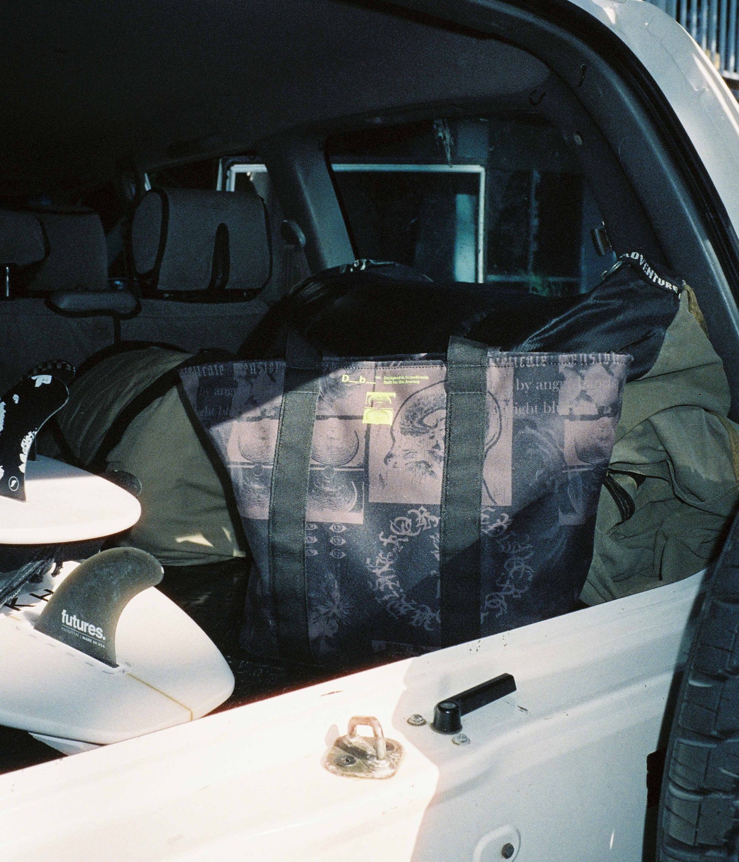 FORMER x Db // Essential Tote Bag 20L