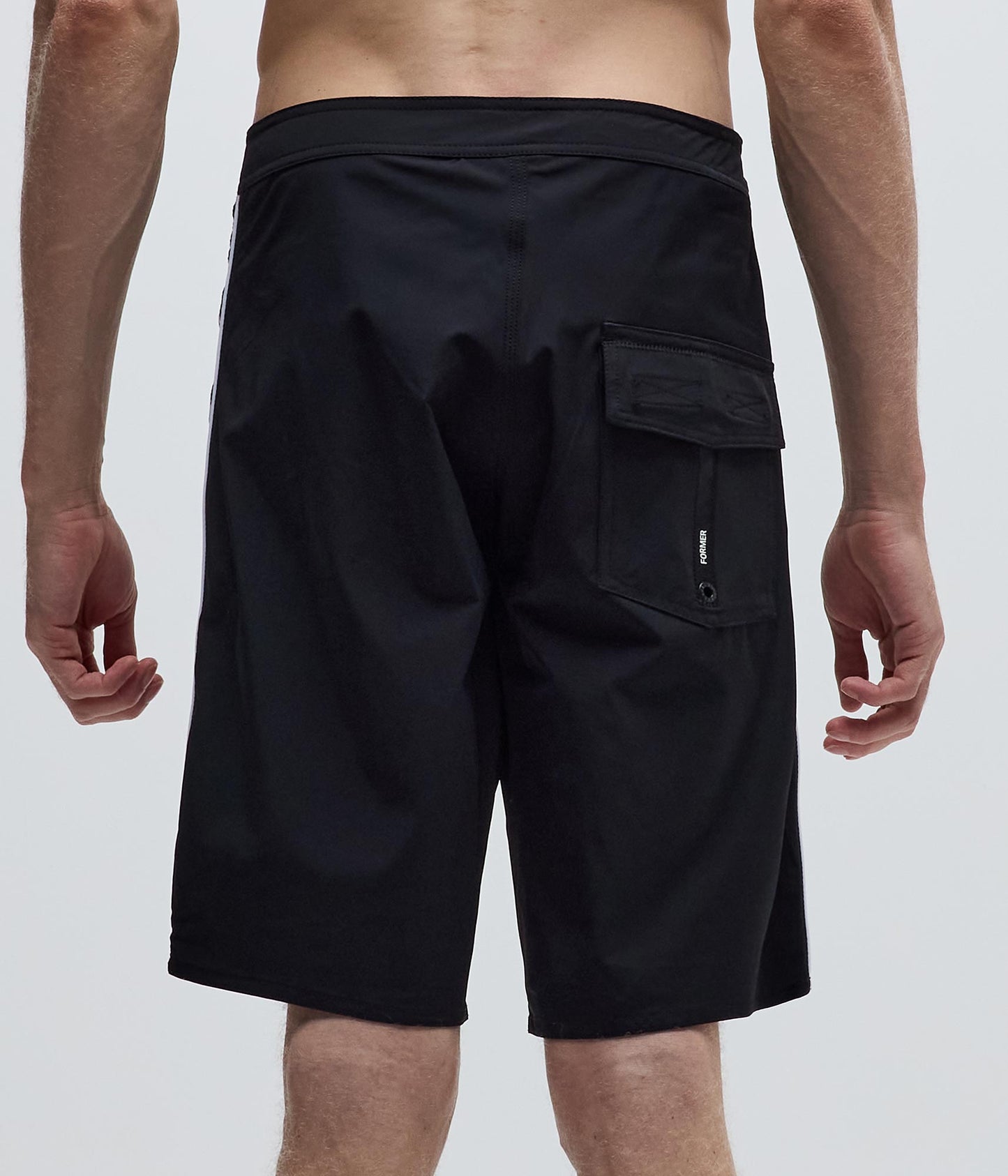 TEAM 20" DION TRUNK // BLACK