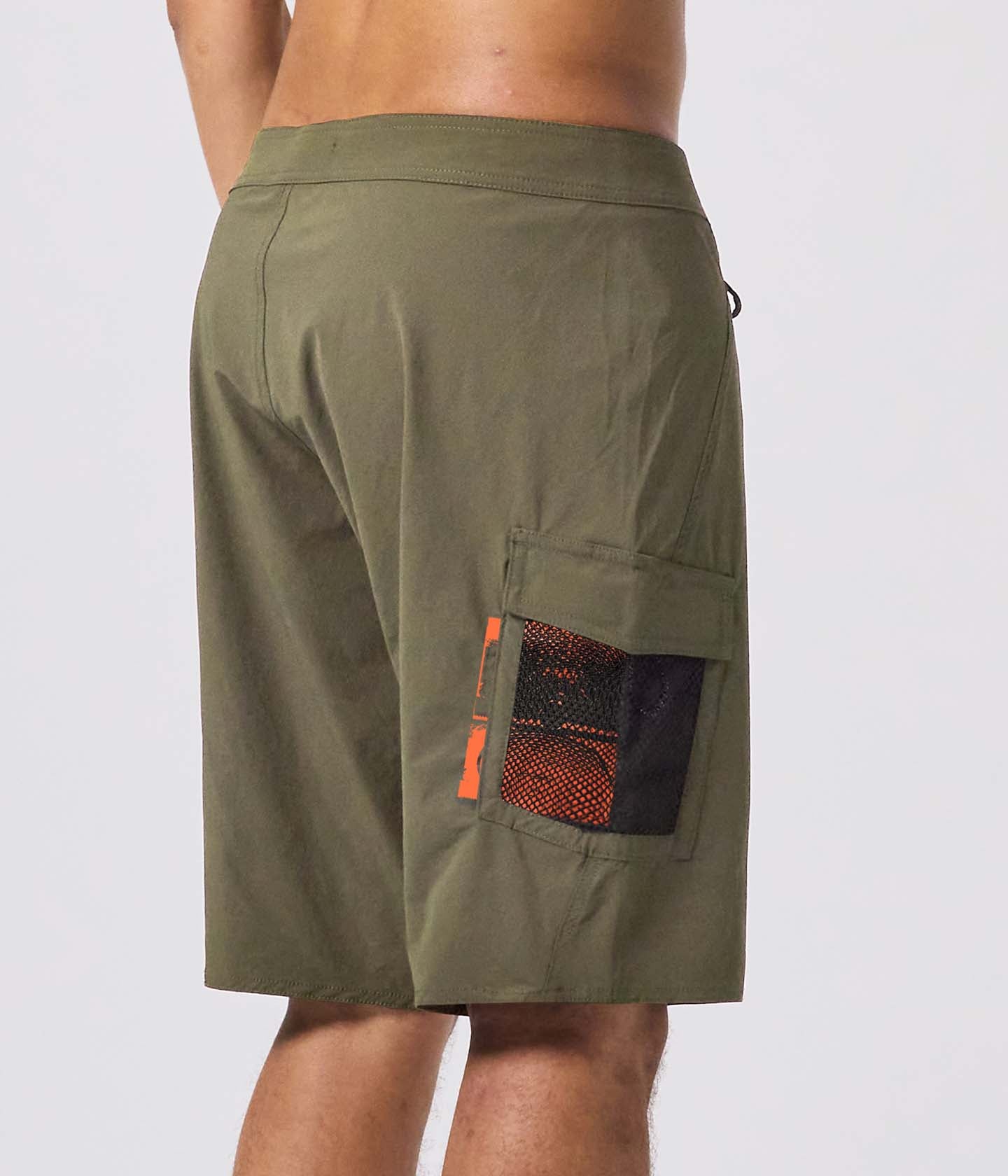 REYNOLDS 20' TRUNK // OLIVE