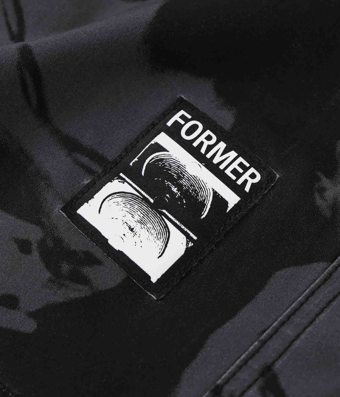 SWANS DISTORT 18' SWIM TRUNK // BLACK