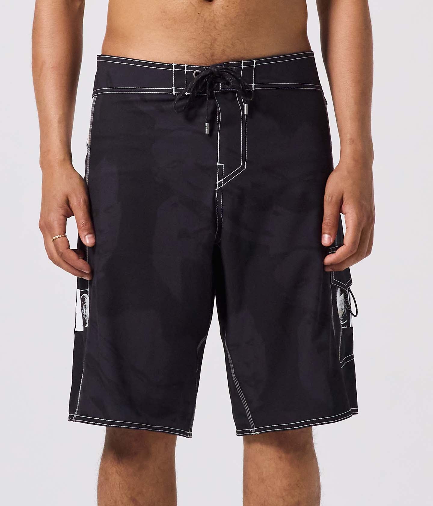 DISTORT TRACER 20.5' TRUNK // BLACK