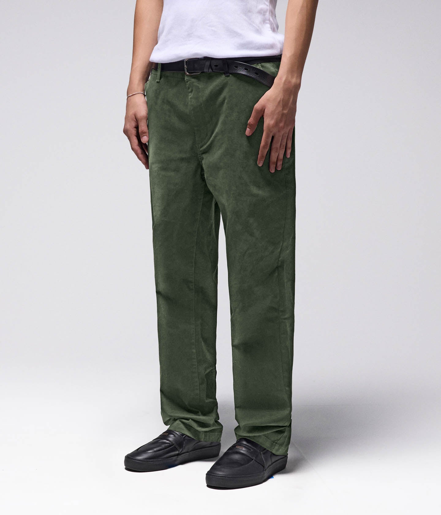 LEGACY CHINO PANT // DEEP OLIVE