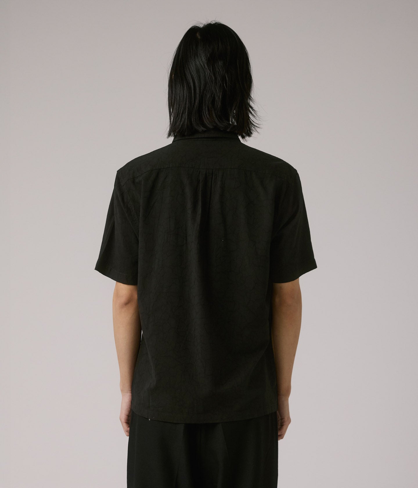VIVIAN VINE SS SHIRT // BLACK