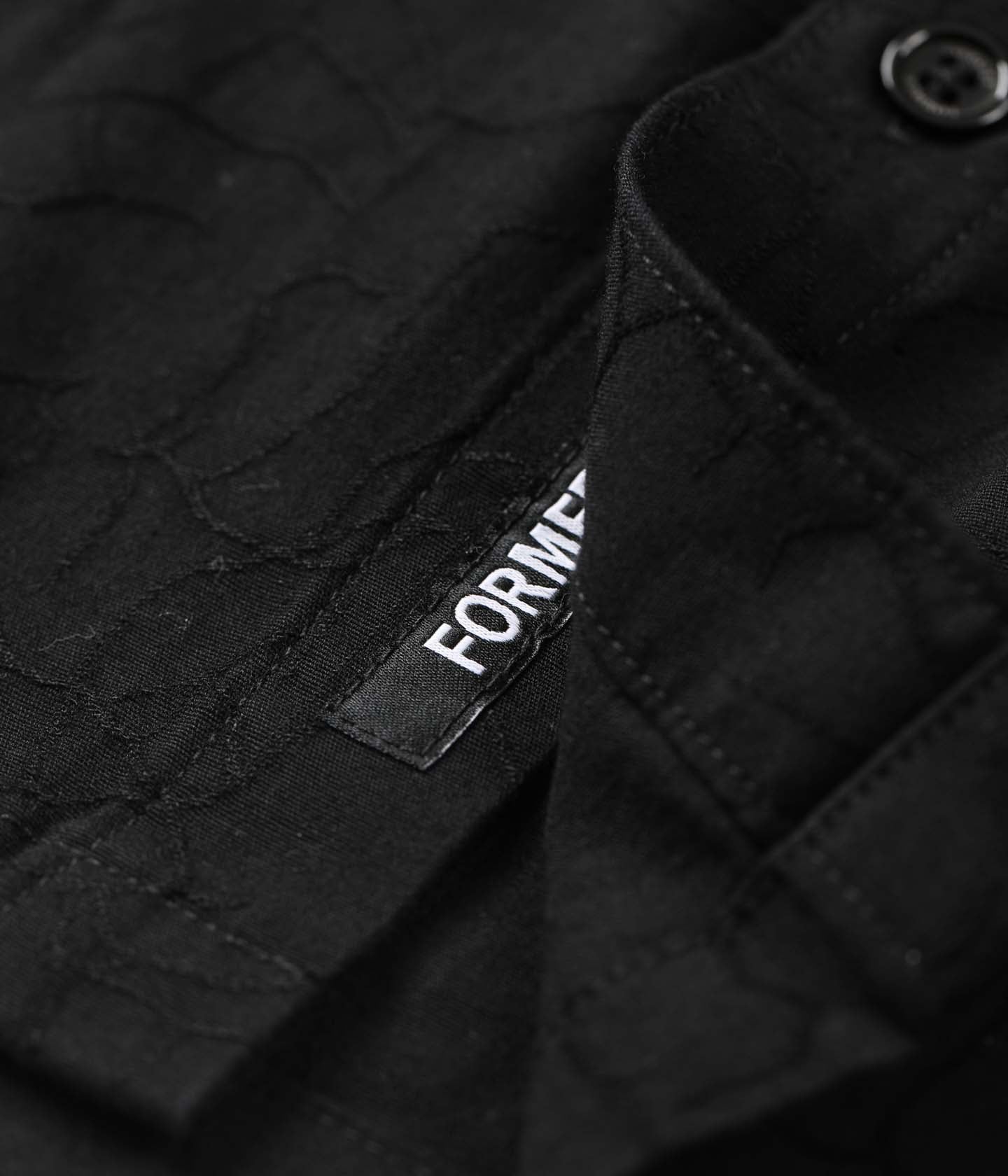 VIVIAN VINE SS SHIRT // BLACK