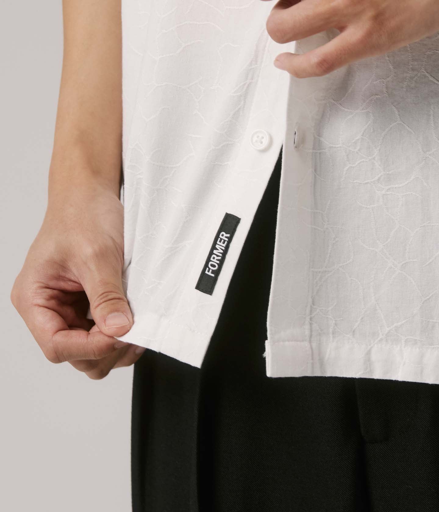 VIVIAN VINE SS SHIRT // WHITE