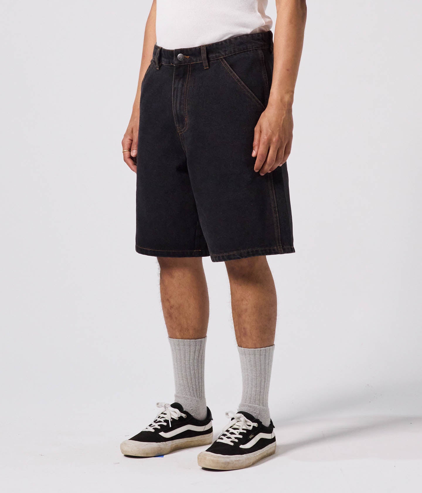REYNOLDS 21 DENIM WALKSHORT // WASHED BLACK ORANGE