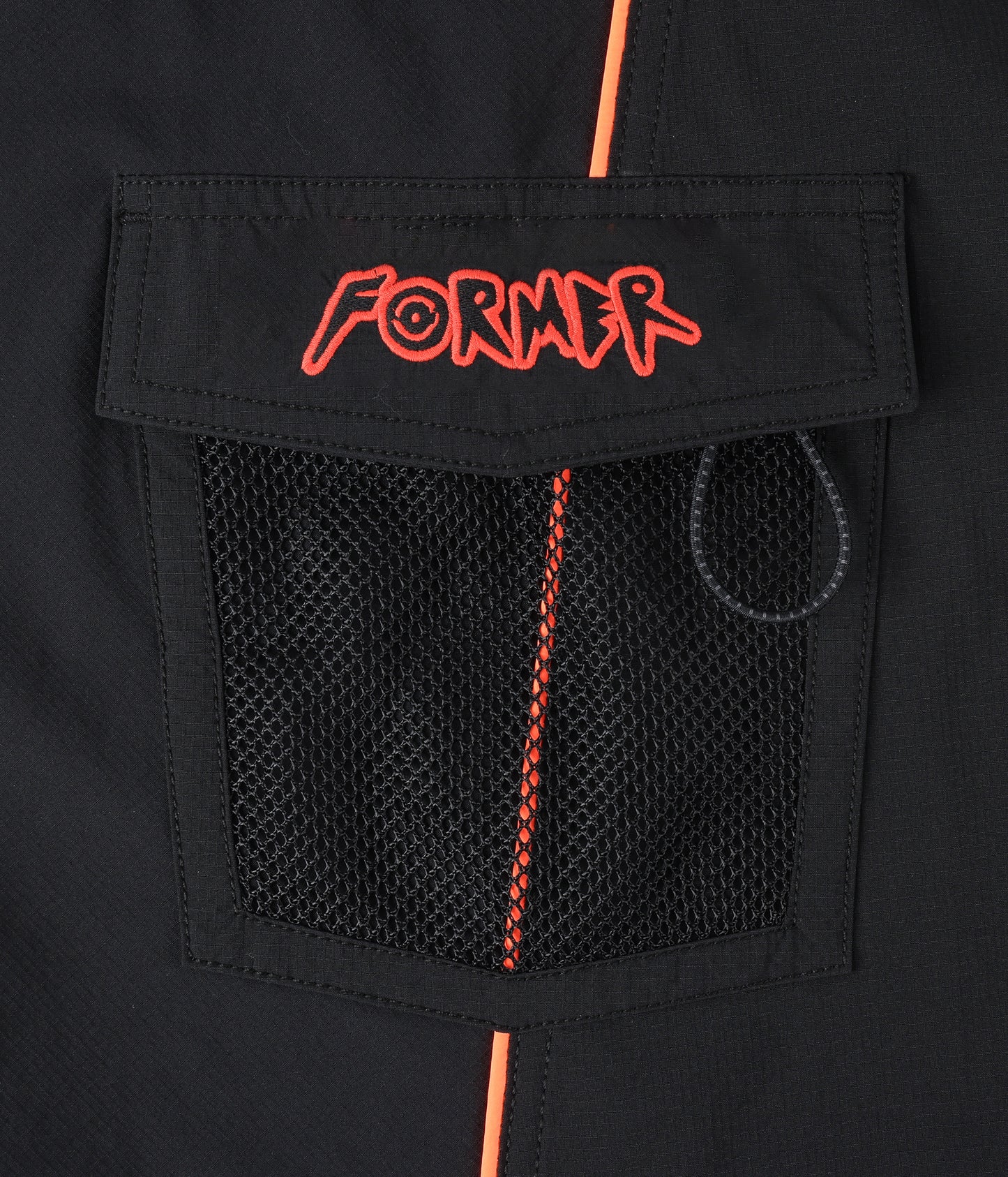 REYNOLDS 20" TRUNK // BLACK