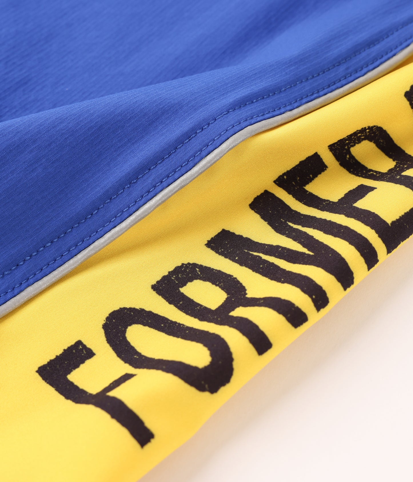 SYSTEM MERCH 19" TRUNK // COBALT