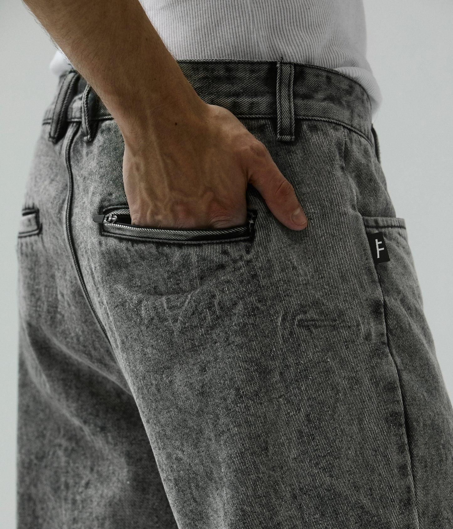 AG ACID DENIM PANT // BLACK