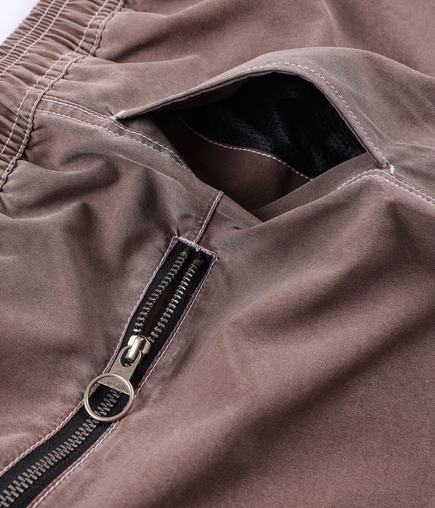 SWANS CARGO 21" SWIM TRUNK // CHOC