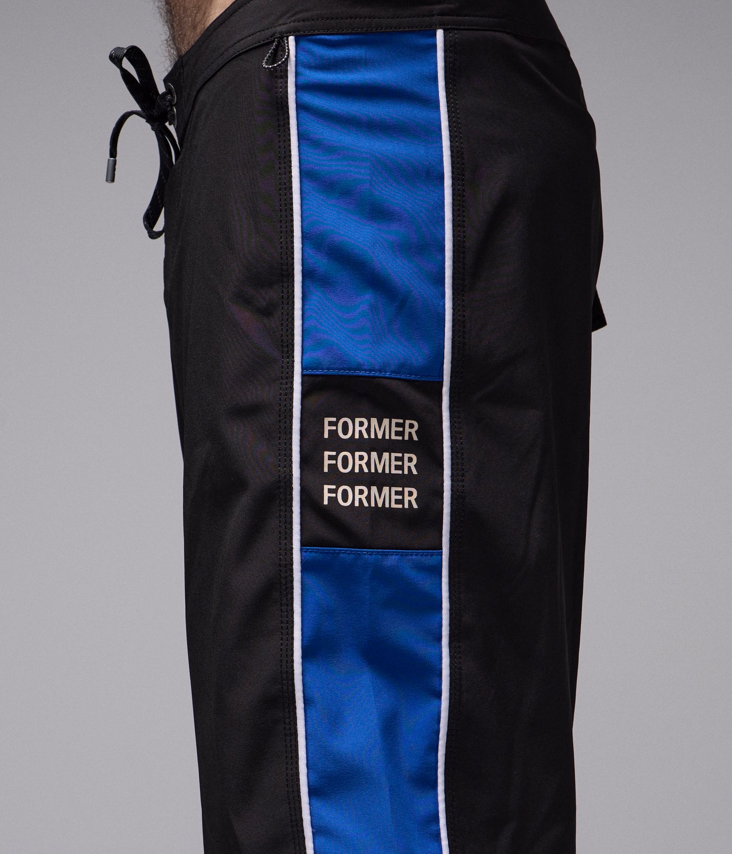 SYSTEM 20" TRUNK // ECLIPSE BLACK