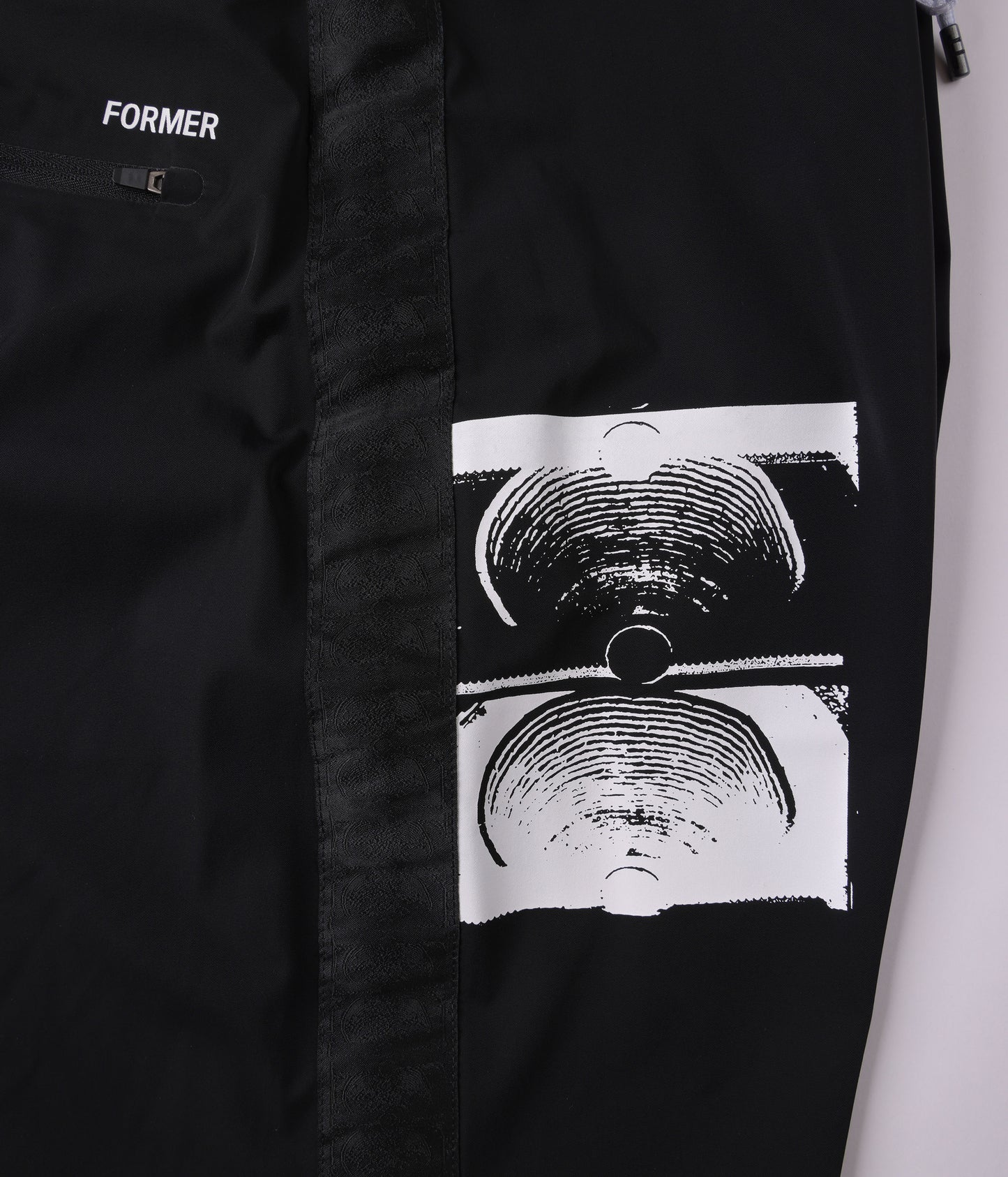 MILITANT 20" TRUNK // BLACK