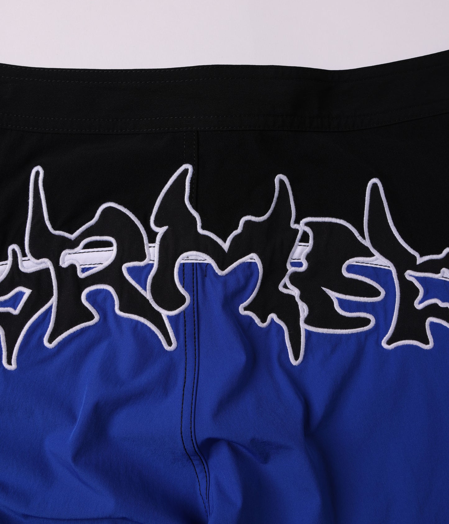 PROSCRIPTION 21" TRUNK // BLACK