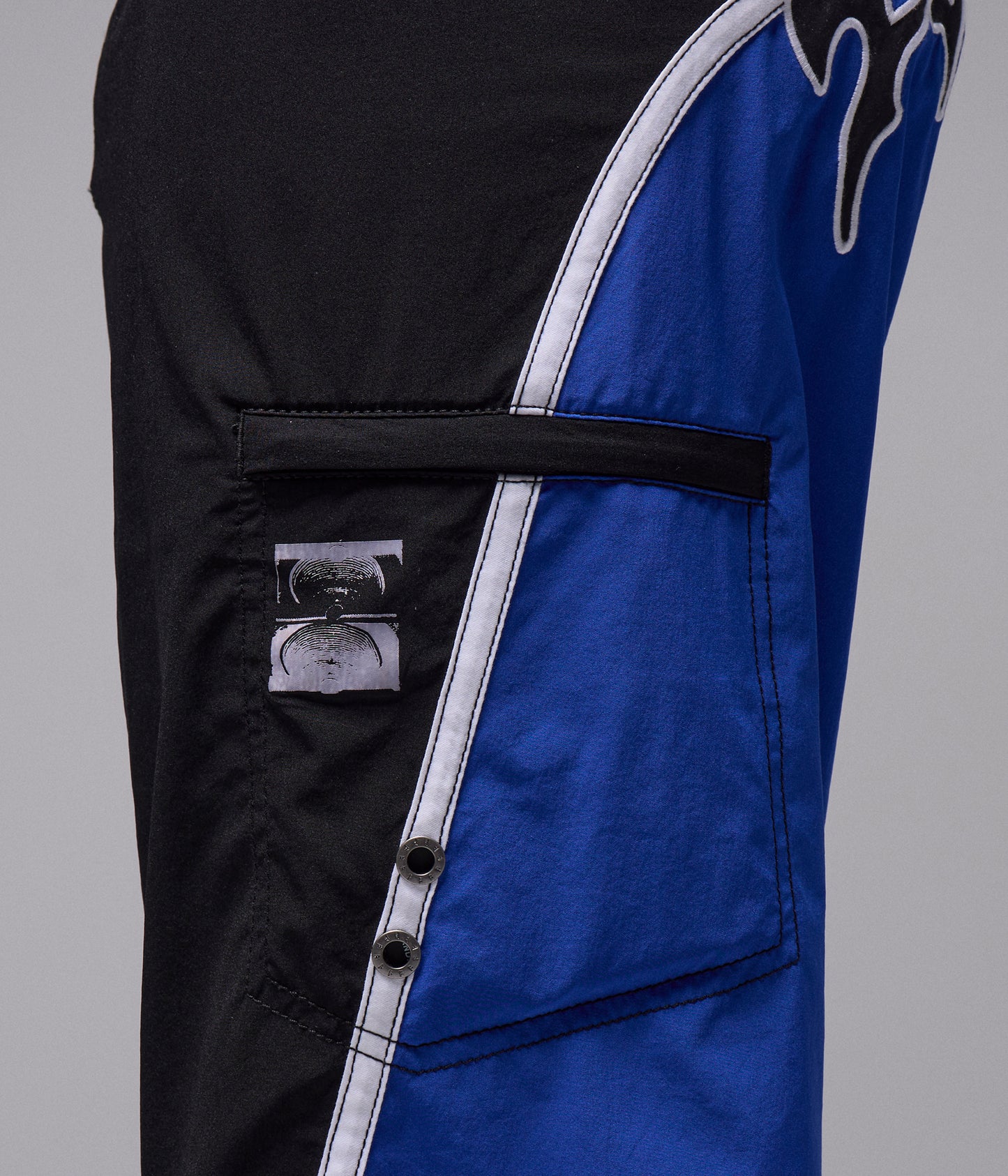 PROSCRIPTION 21" TRUNK // BLACK