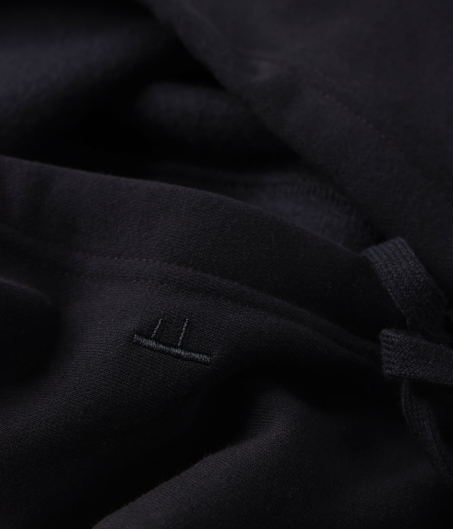 MINDLESS HOOD // BLACK