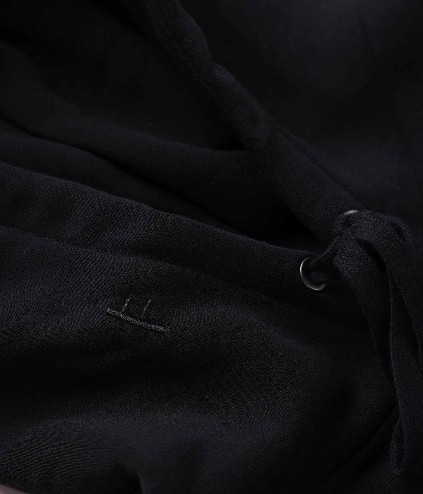 SHUNNING HOOD // BLACK