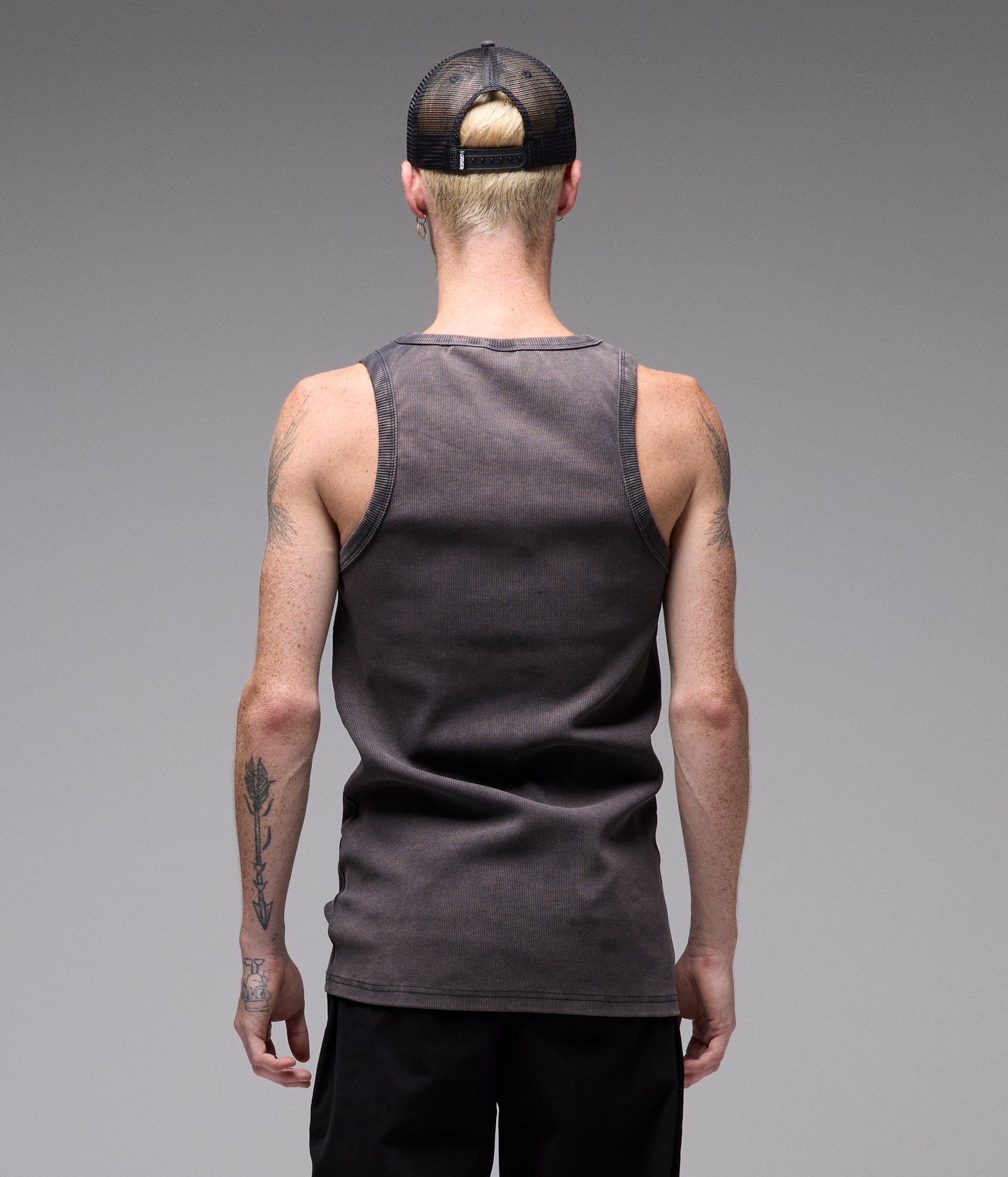 ACID RIB SINGLET // WASHED BLACK