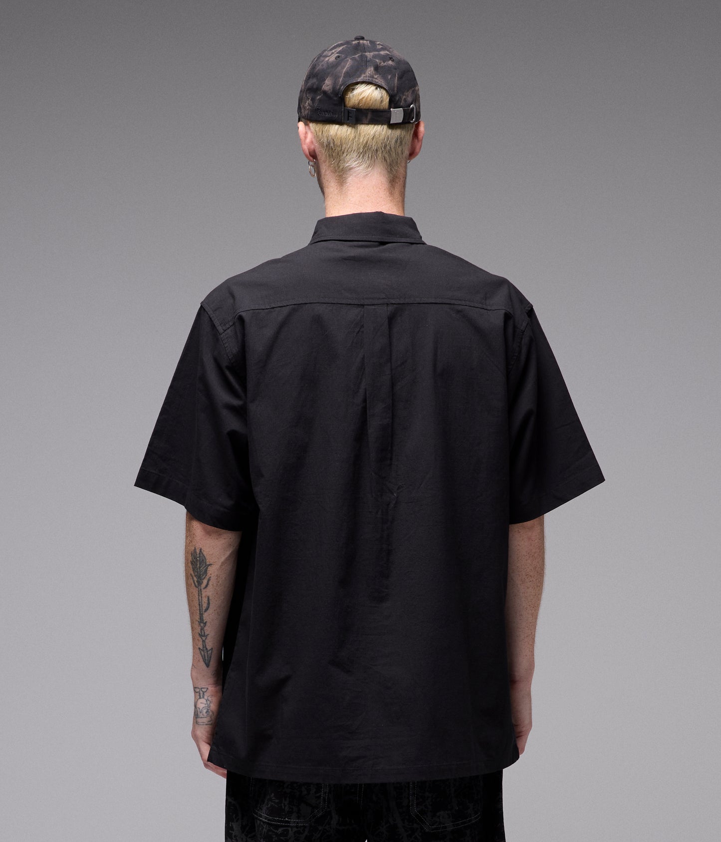 LEGACY SS SHIRT // BLACK