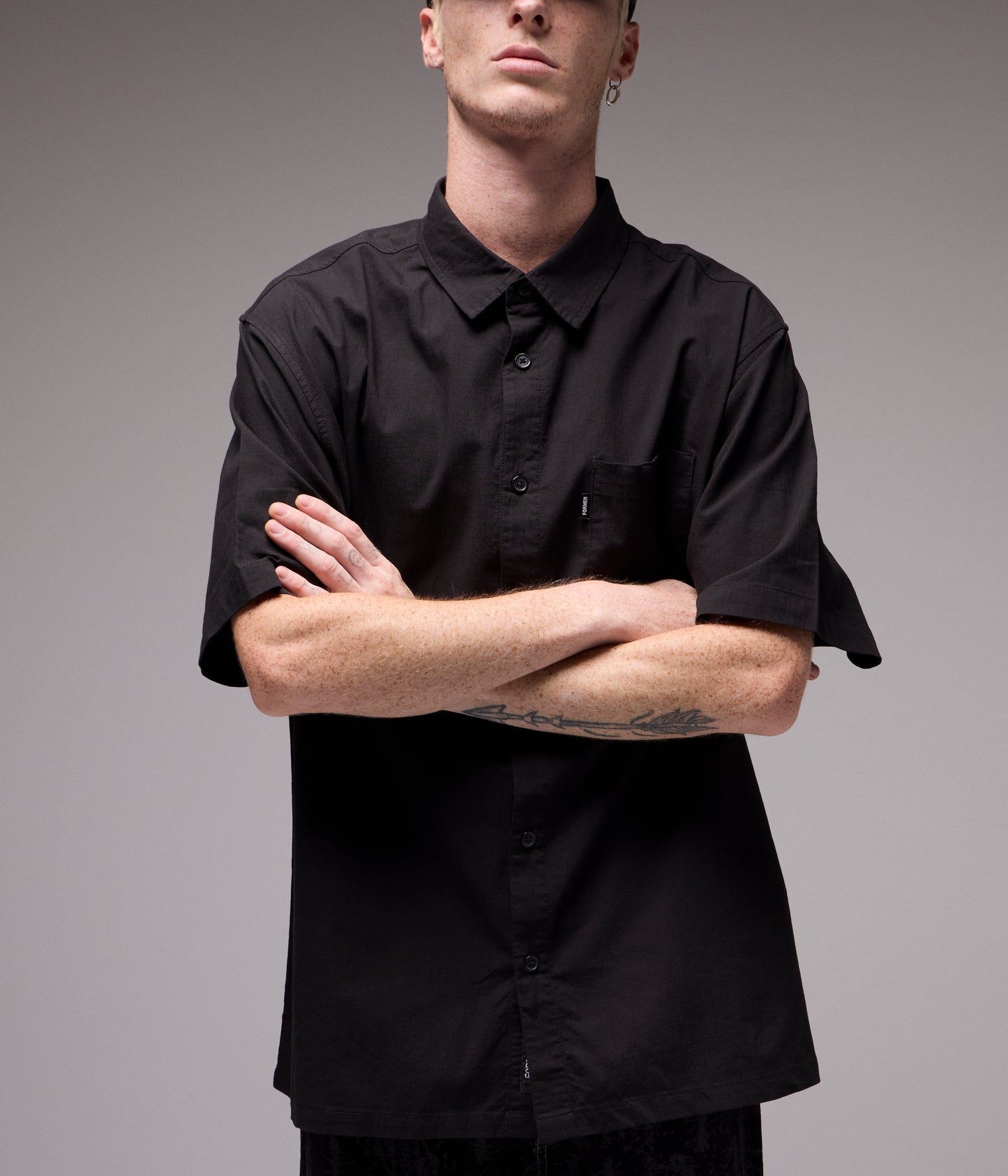 LEGACY SS SHIRT // BLACK