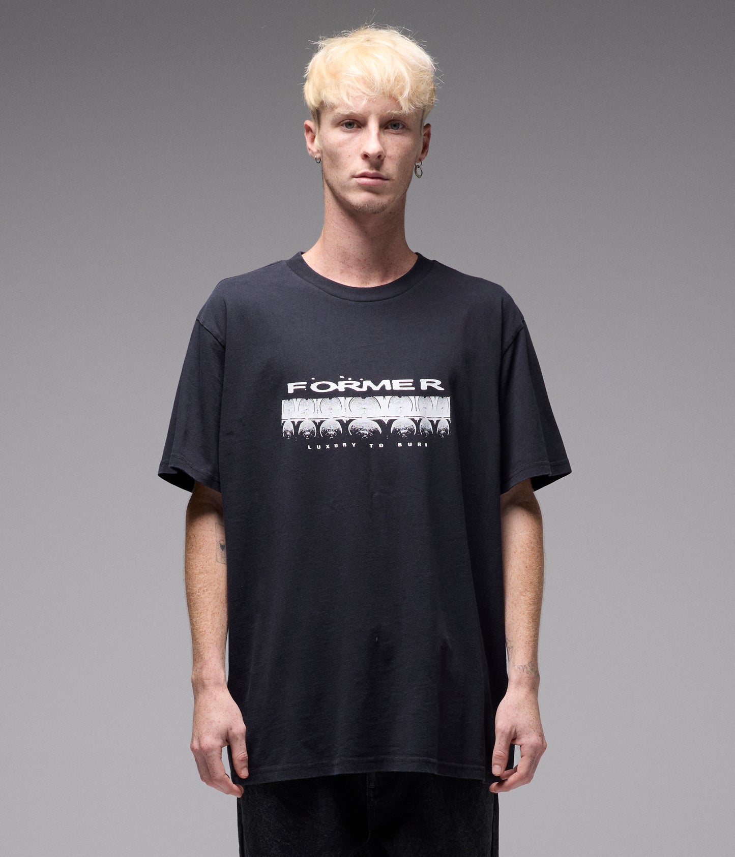 QUAVER T-SHIRT // WASHED BLACK