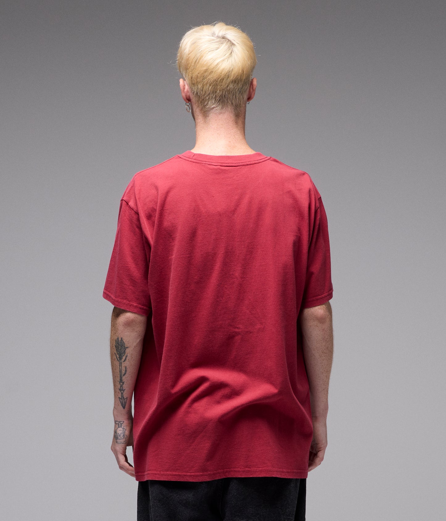SALVAGE LEGACY T-SHIRT // WASHED CRIMSON