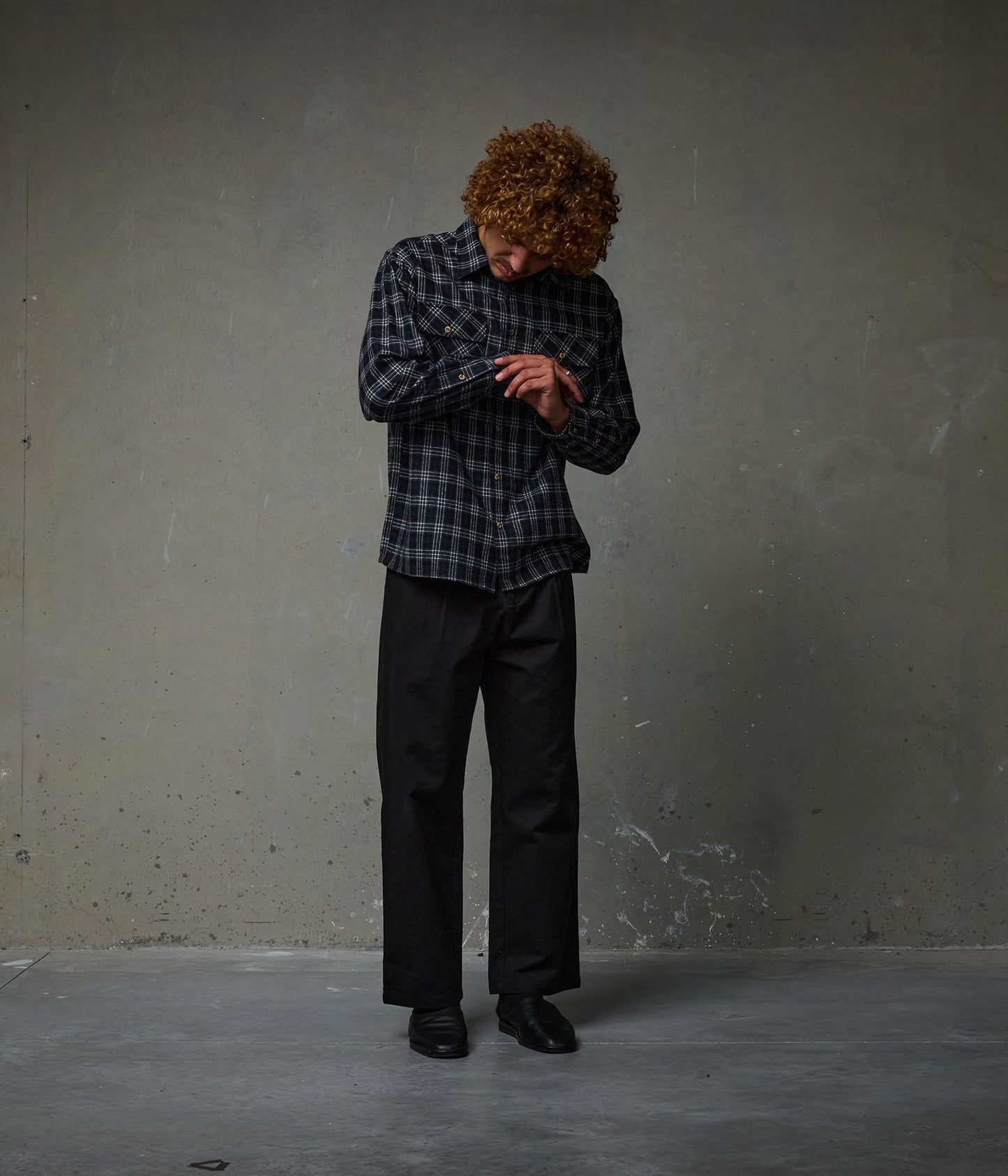 FORMER Vivian Flannel LS Shirt in BLACK/GREY
