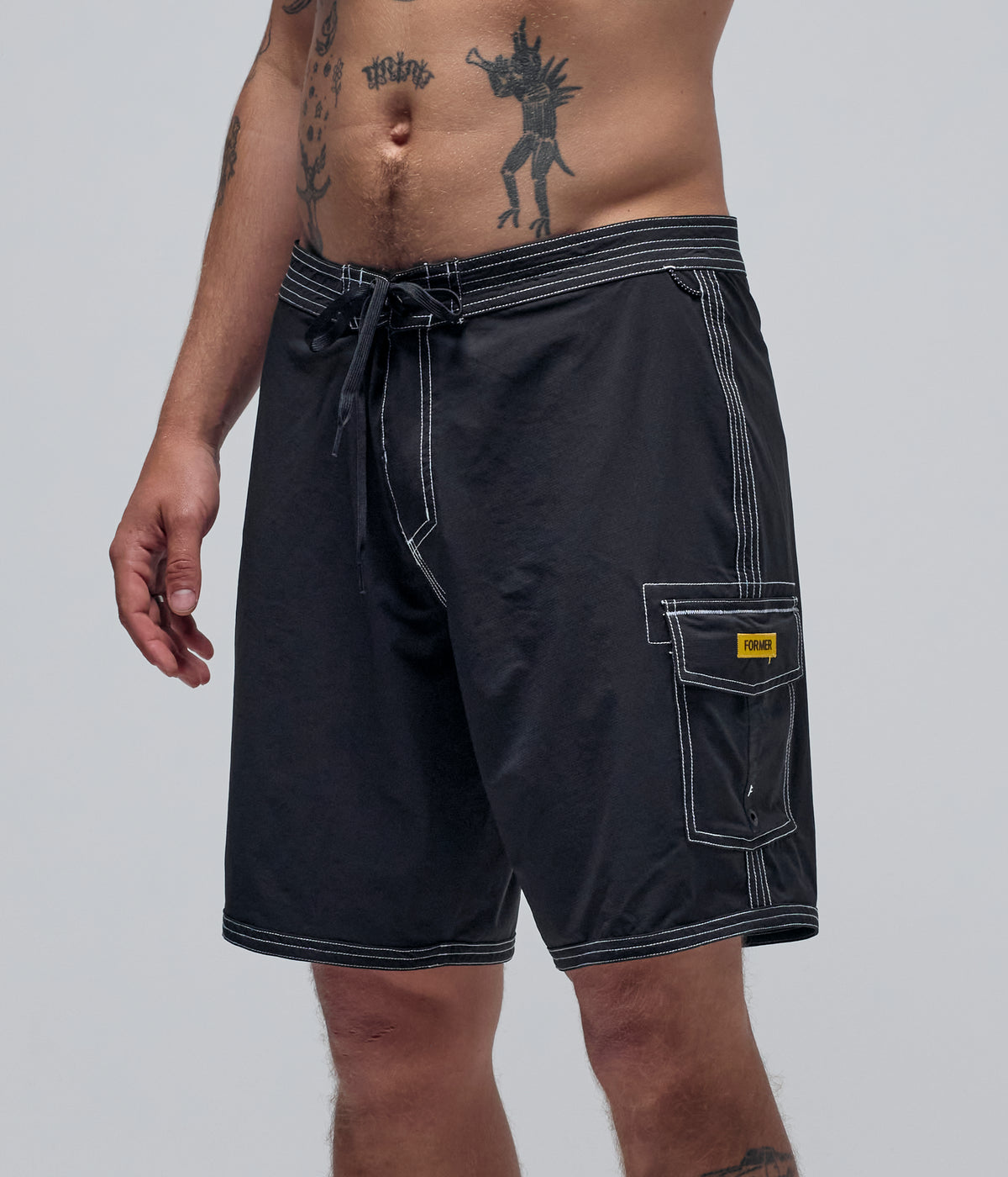 REYNOLDS 19" TRUNK // BLACK
