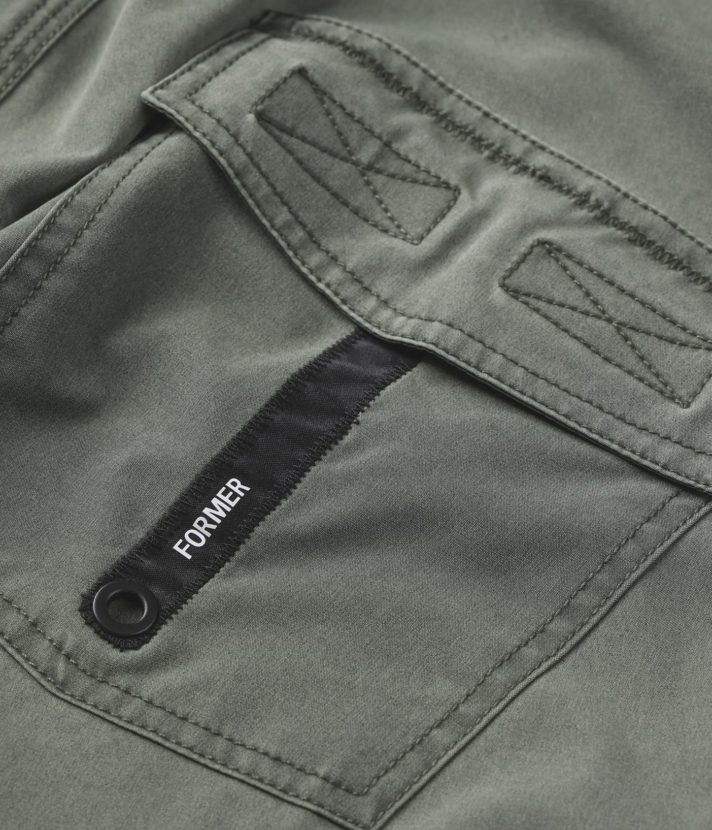 TEAM 19" TRUNK // SURPLUS