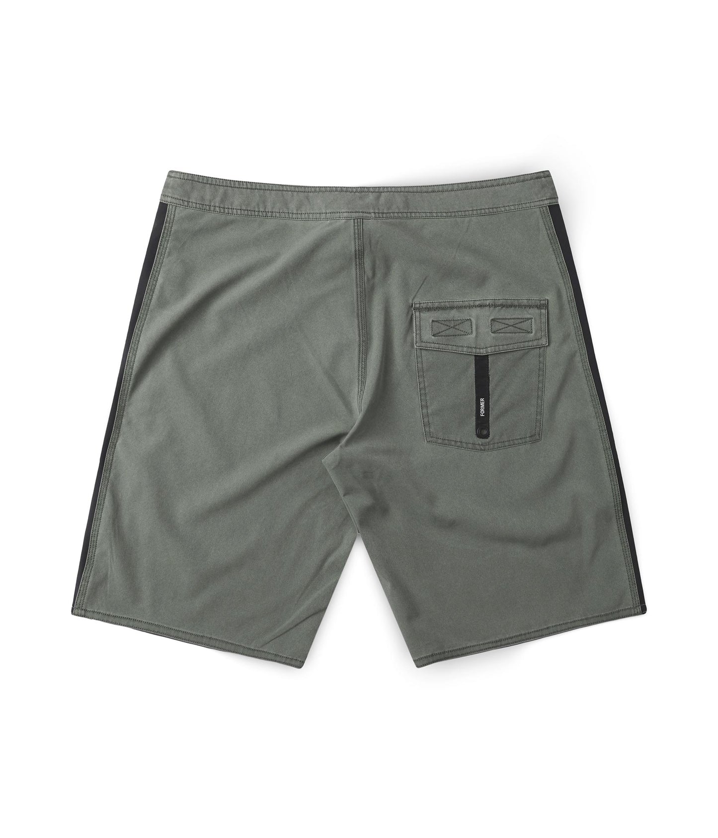 TEAM 19" TRUNK // SURPLUS