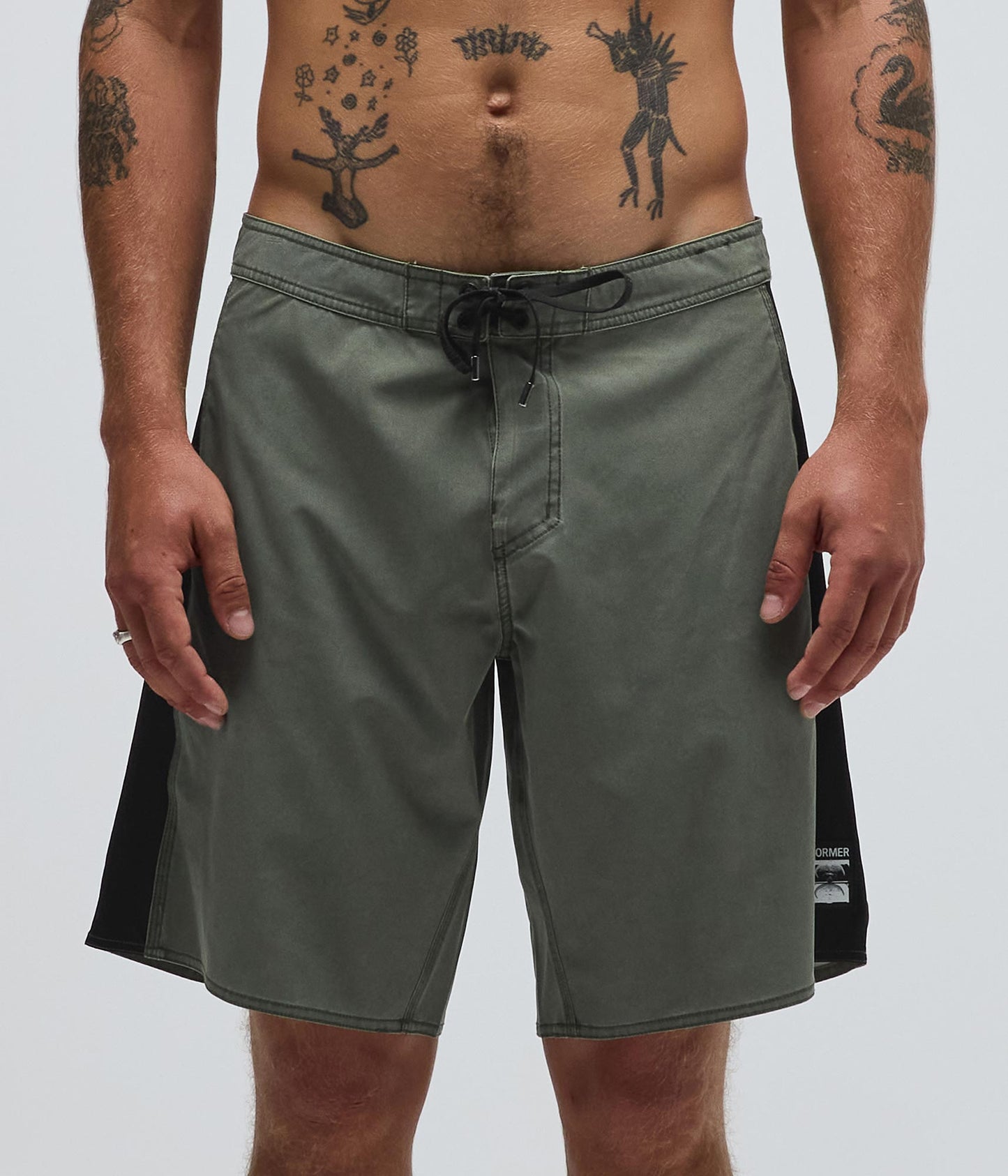 TEAM 19" TRUNK // SURPLUS