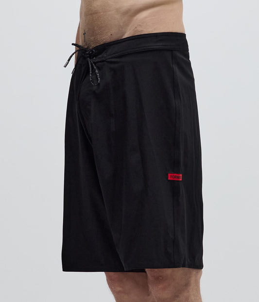 CRUX 20" TRUNK // BLACK