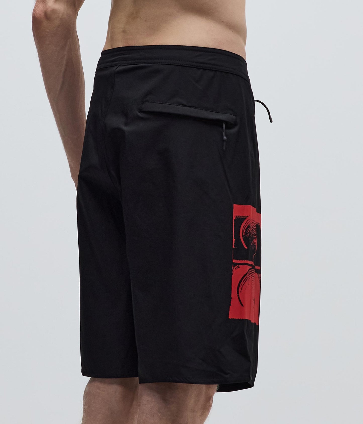 CRUX 20" TRUNK // BLACK