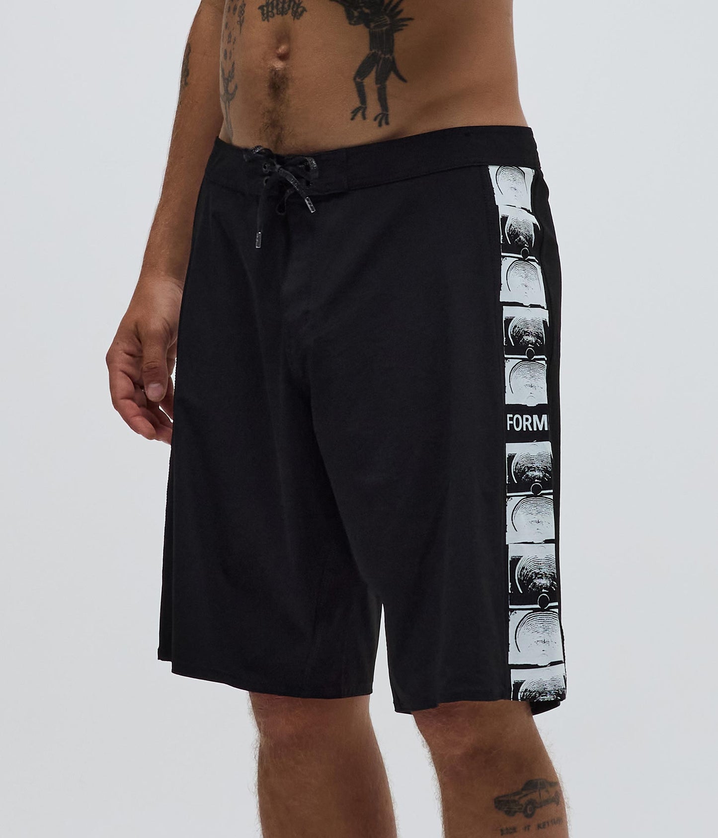 TEAM CRUX 20" TRUNK // BLACK