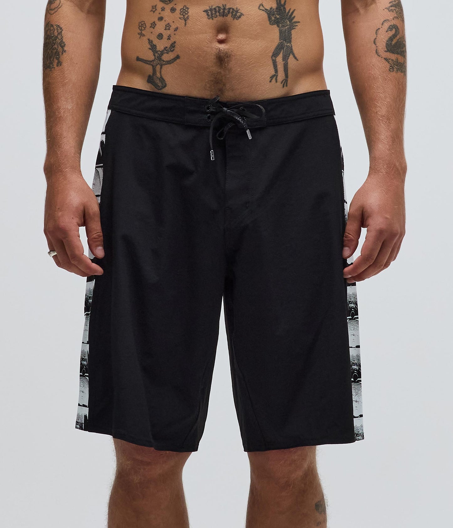 TEAM CRUX 20" TRUNK // BLACK
