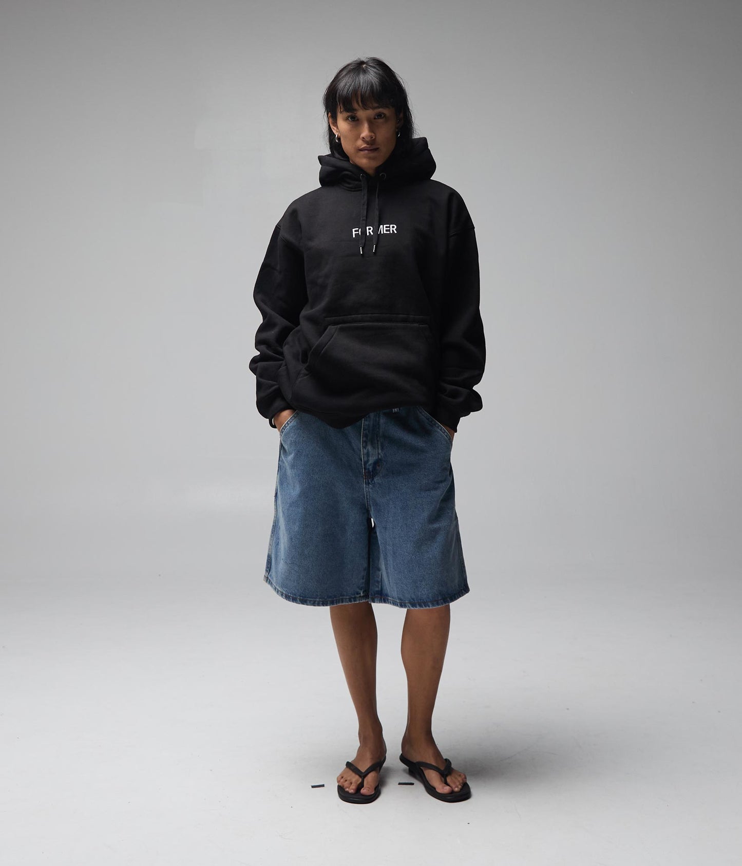 LEGACY EMBROID HOOD // BLACK