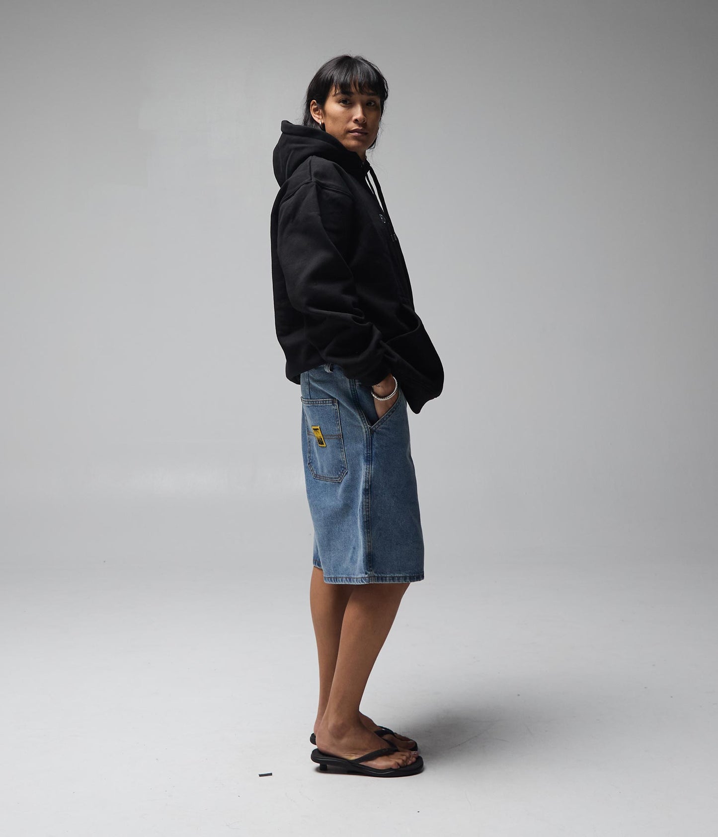 LEGACY EMBROID HOOD // BLACK