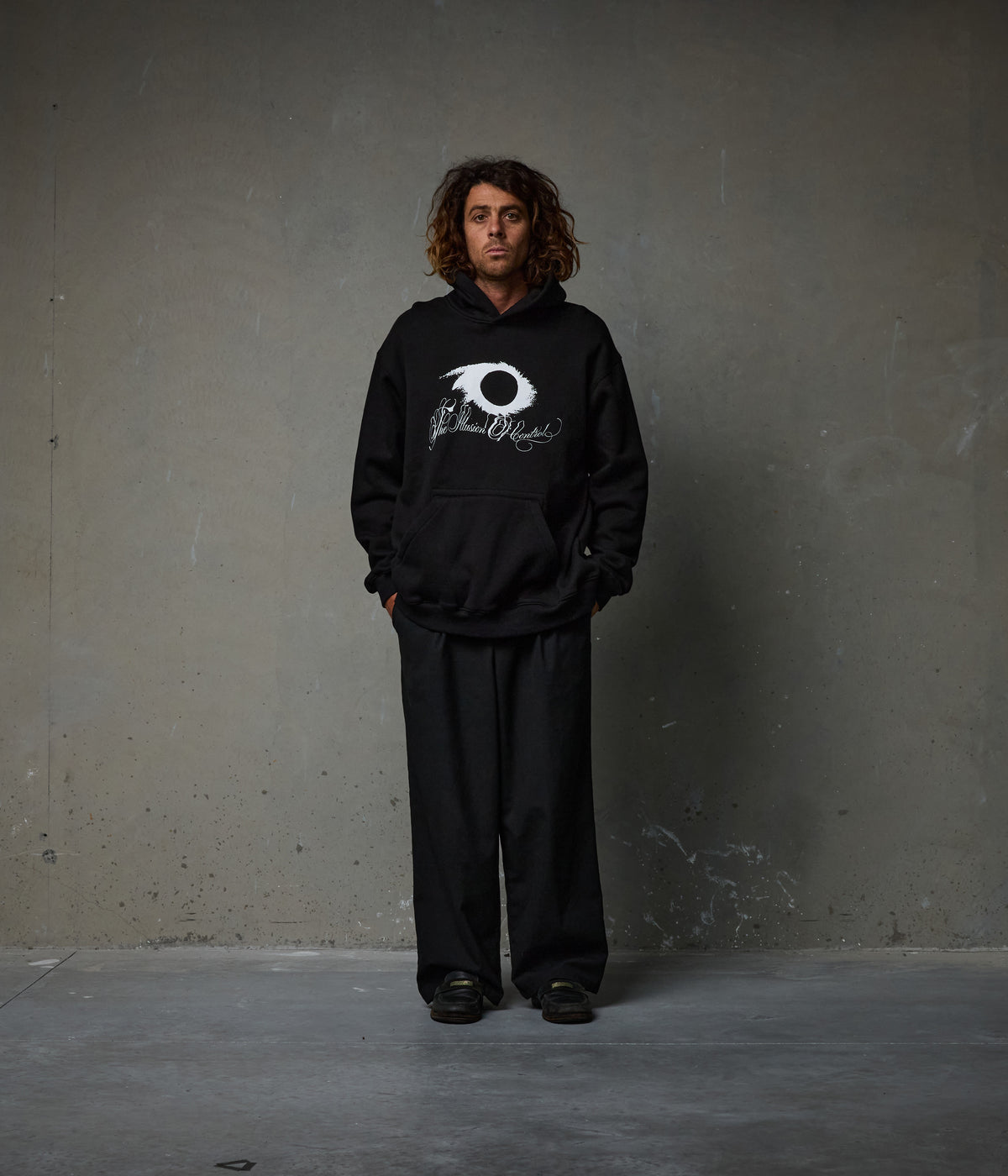 FORMER / ILLUSION OF CONTROL HOOD // BLACK