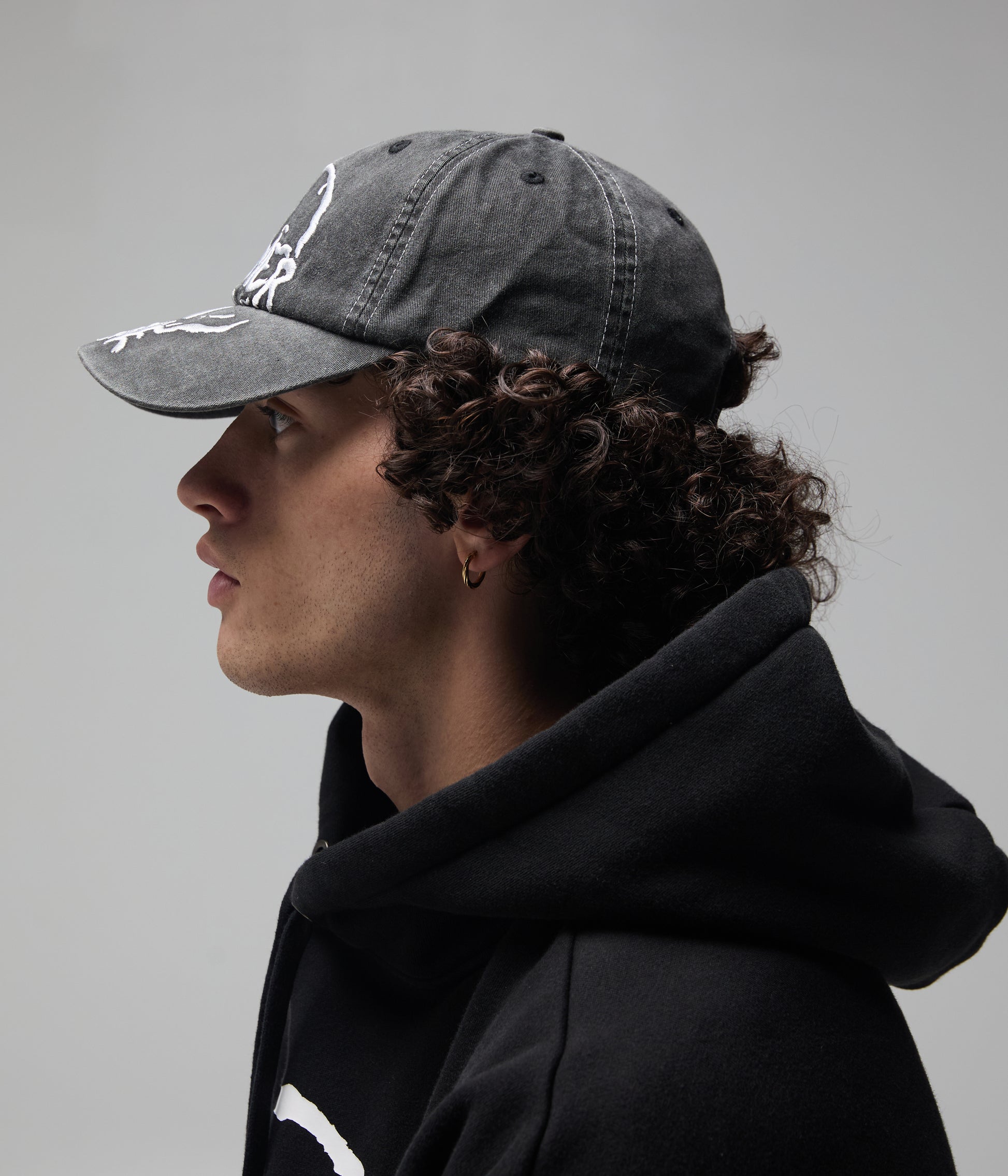 FORMER Skullz Cap in Merch Black - FORMER x RAGE Collection