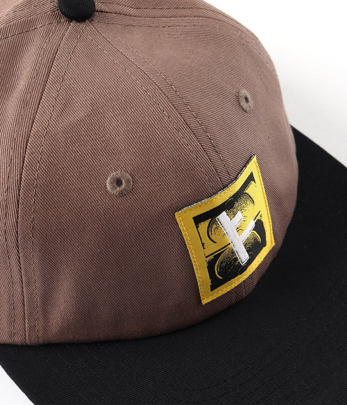 SLANT F CAP // BROWN