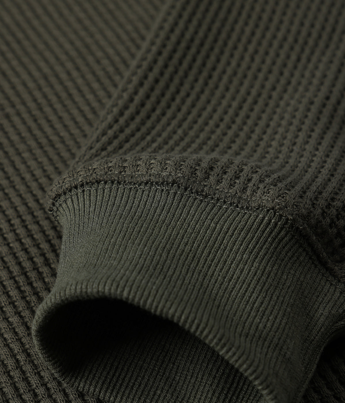 AG RAGLAN WAFFLE // SURPLUS