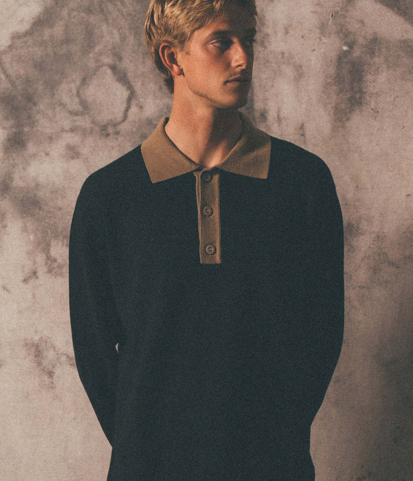 EXPANSION KNIT POLO // BLACK BRONZE